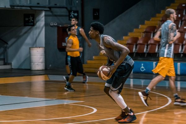 L'histoire des salaires des joueurs de basket