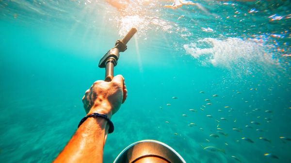 Top scooters pour transformer votre aventure sous-marine